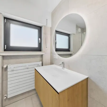 Villa66 - Private Bedroom 6 - Shared Kitchen Livange