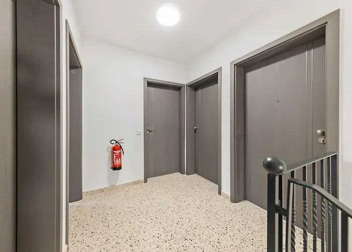 Apartament Villa66 - Private Bedroom 6 - Shared Kitchen *