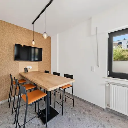 Villa66 - Private Bedroom 6 - Shared Kitchen