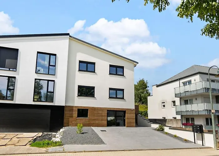 Villa66 - Private Bedroom 6 - Shared Kitchen Livange